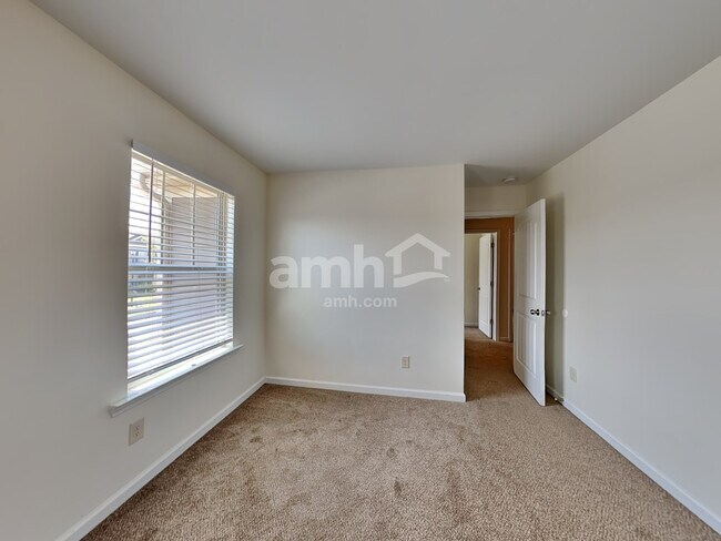Building Photo - 2145 Villa Spring Ct