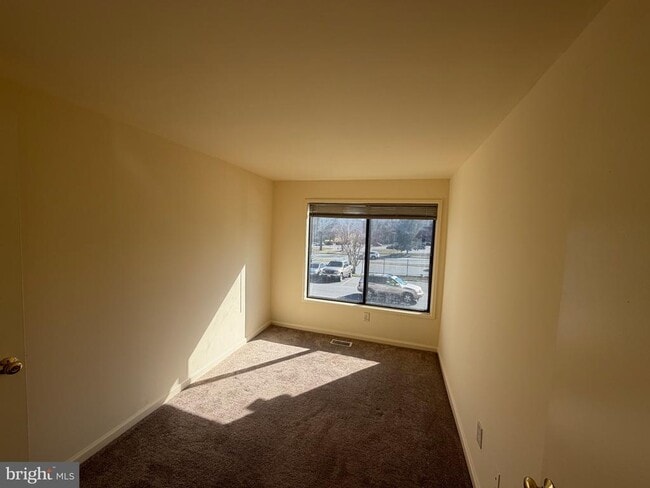 Building Photo - 9709 Docena Dr