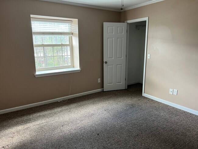 Building Photo - Walston Bridge Apartments