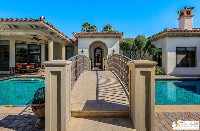 Building Photo - 57870 S Valley Ln