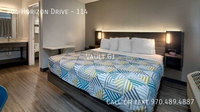 Building Photo - 704 Horizon Dr