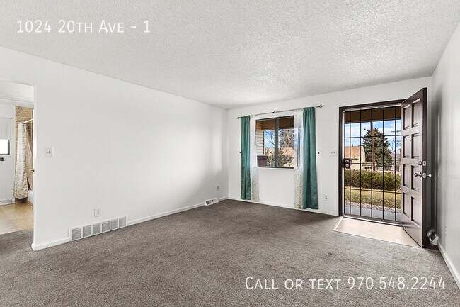 Building Photo - 1024 20th Ave