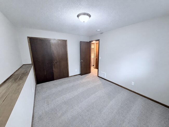 Building Photo - 8820-8822 Griggs Ave