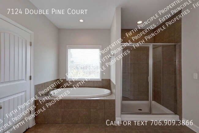 Building Photo - 7124 Double Pine Ct