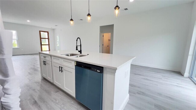 Building Photo - 16734 SW 18th Avenue Rd