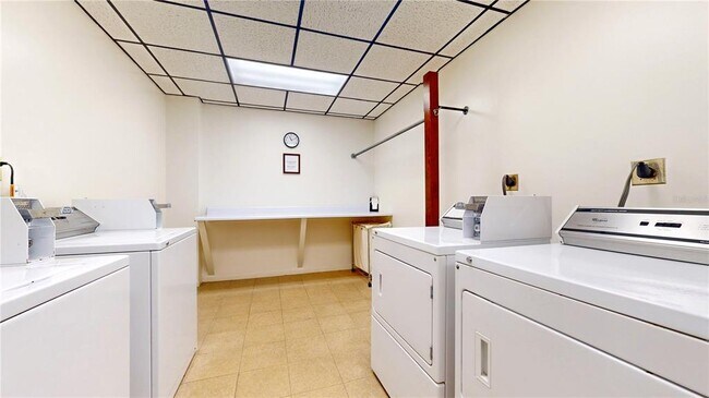 Building Photo - 6218 Palma Del Mar Blvd S