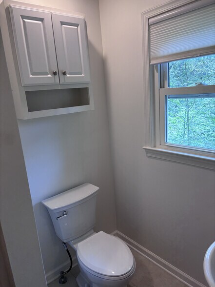 Remodeled Bathroom - 10936 Raphel Rd