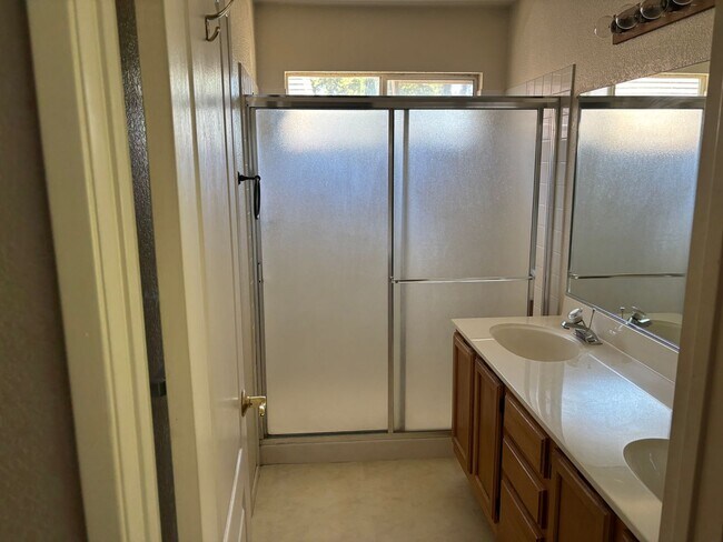 Building Photo - Comfortable Two Story Home