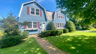 Building Photo - 144 Ocean Ave