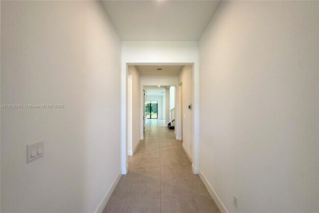 Building Photo - 2662 NW 87th Ter