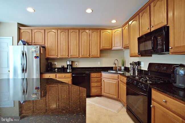 Building Photo - 14354 Verde Pl