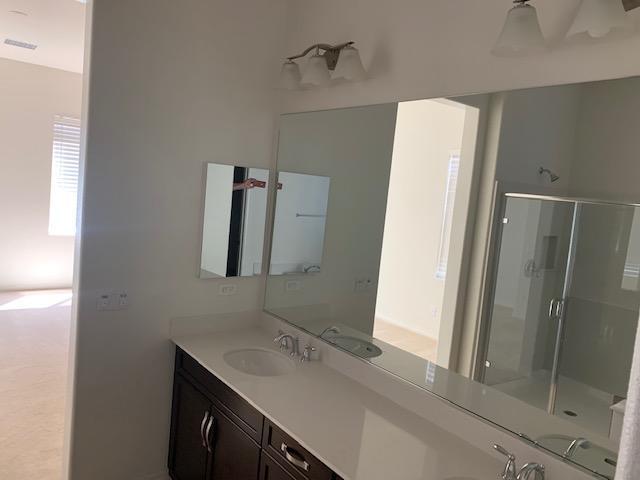 Building Photo - 43720 Vacanza Ct