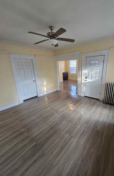 Building Photo - 541 5th Ave