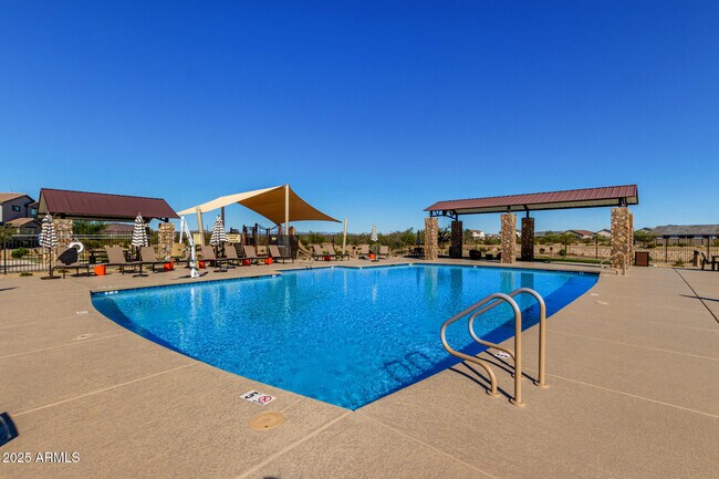 Building Photo - 14633 W Sand Hills Rd