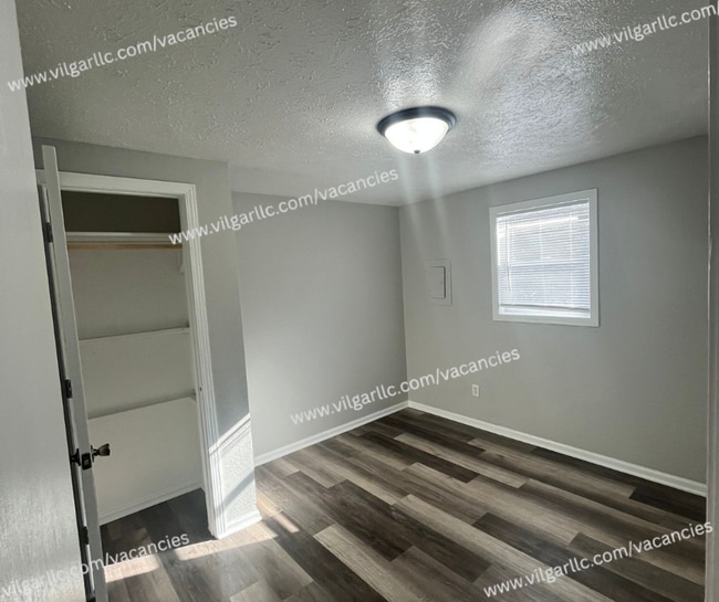 Building Photo - 11-11 McKinley Ave