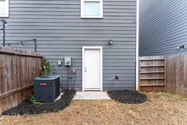 Building Photo - 4908 Paradigm Ln