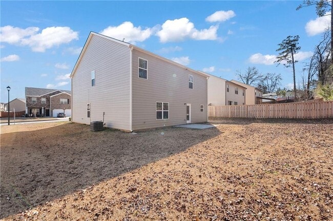 Building Photo - 3138 Cedar Crest Way