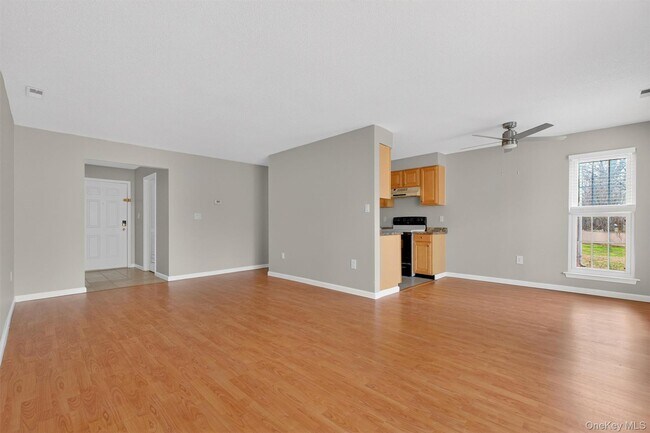 Building Photo - 111 Cartwheel Ct