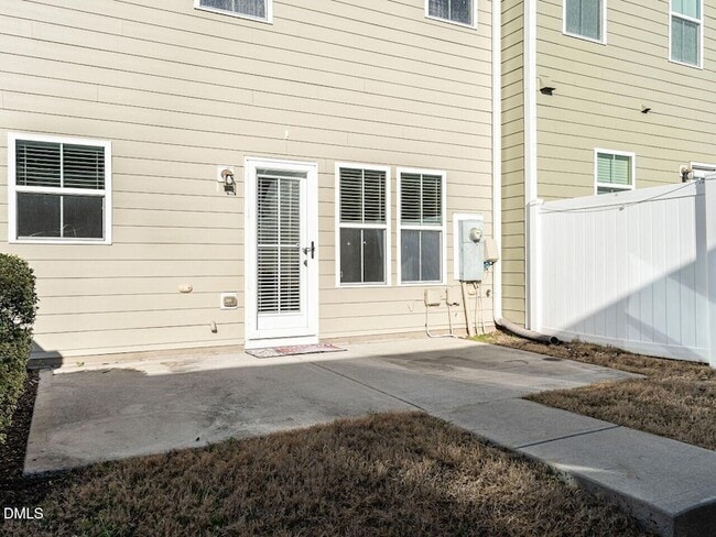 Building Photo - 309 Roundhouse Lane