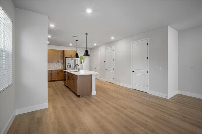 Building Photo - 406 N Westland Ave