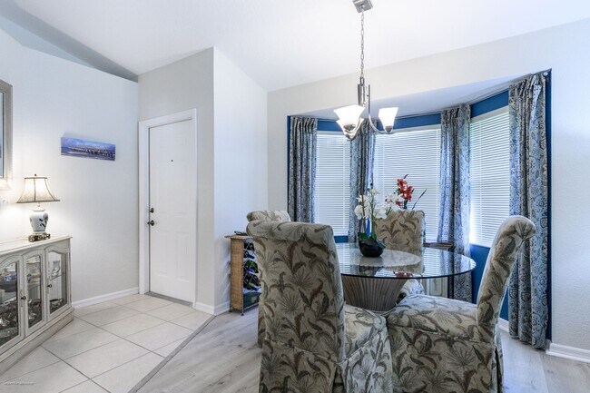 Building Photo - Turnkey Furnished Seasonal Rental – 2 Bedroom, 2 Bath in Burnt Store Marina