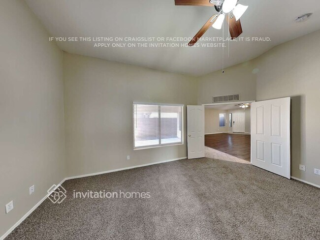 Building Photo - 15873 W Tara Ln