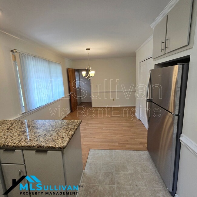 Building Photo - 2601 Cohnwood Dr