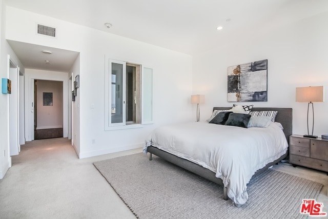 Building Photo - 900 W Olympic Blvd