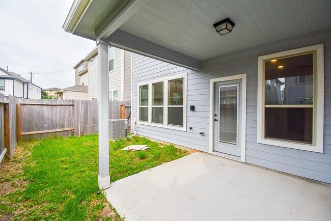 Building Photo - 10509 Blankiet Ln.