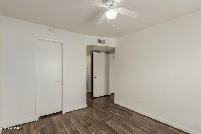 Building Photo - 5995 N 78th St