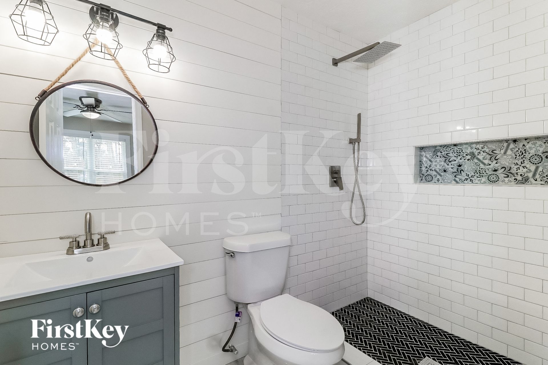 Building Photo - 1399 Ashbrook Dr NW