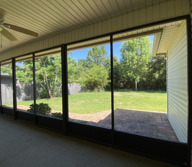 Building Photo - 9533 Maidstone Mill Dr W