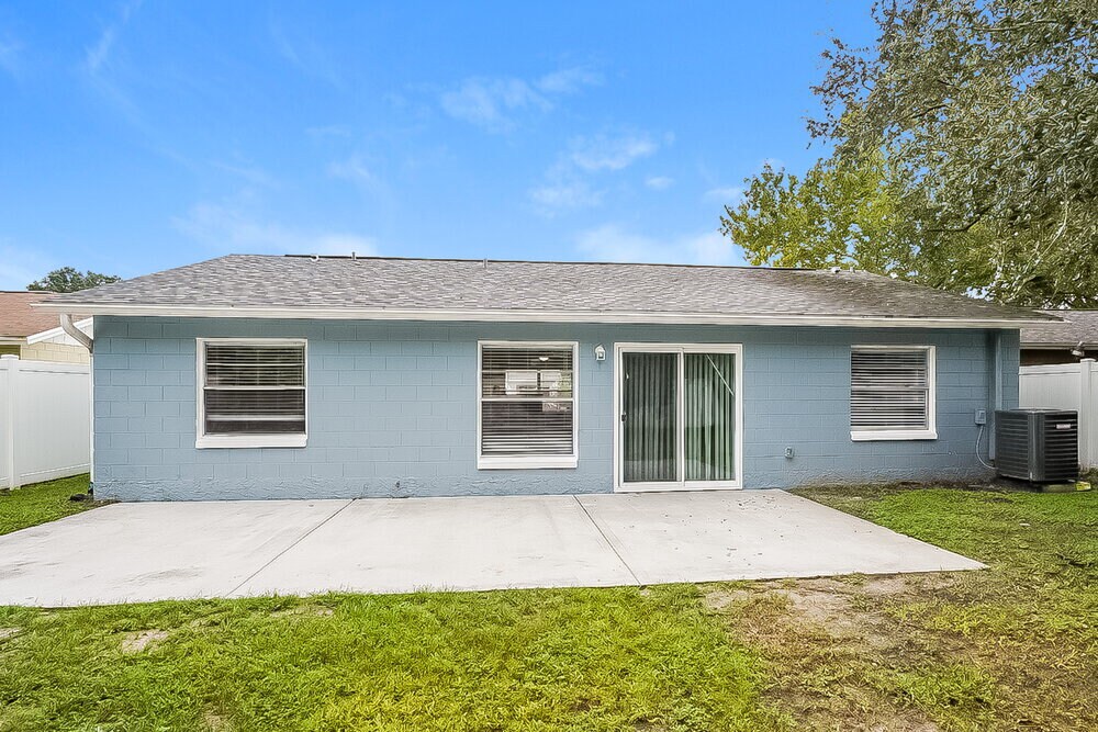 Building Photo - 1070 Bridlewood Way