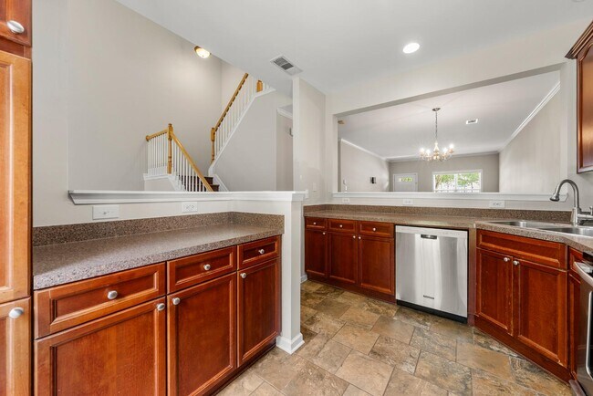Building Photo - 2415 Clock Face Ct