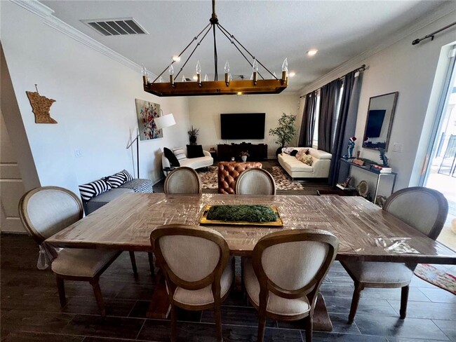 Building Photo - 11939 Satire St