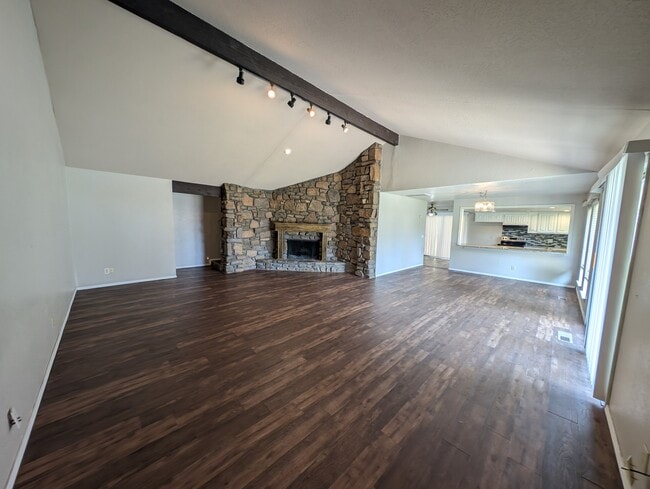 Building Photo - 8440 E 64th Pl
