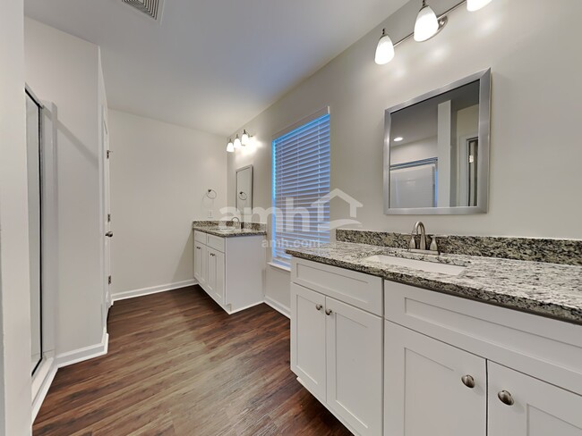 Building Photo - 103 Westover Dr