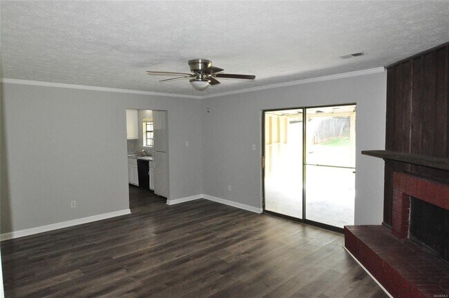 Building Photo - 164 Camellia Ct