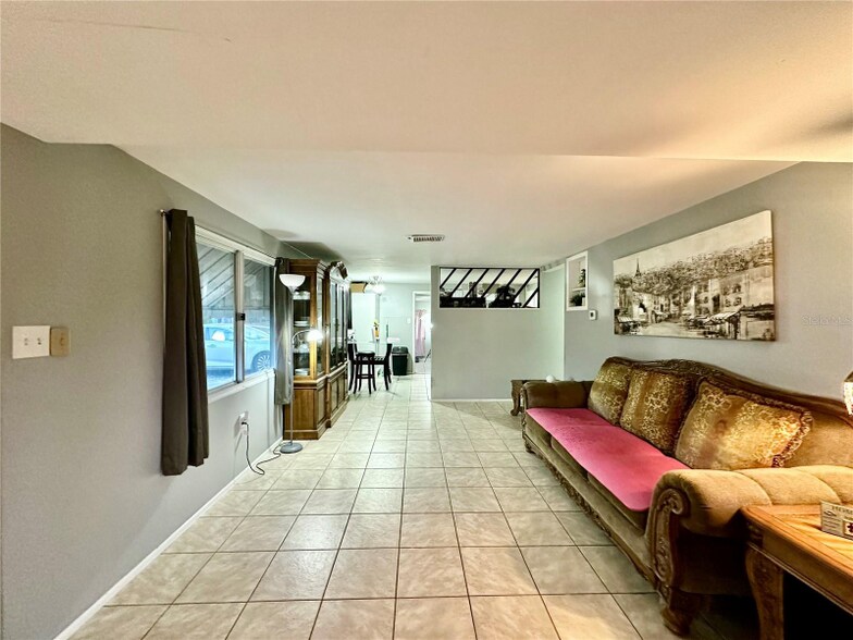 Building Photo - 10273 109th Ave