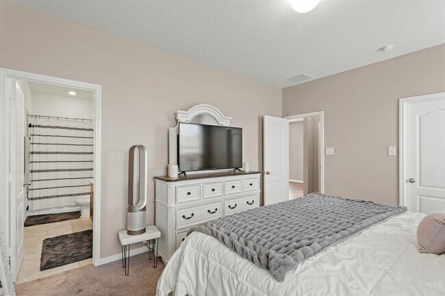 Building Photo - 20868 Langworth Pl