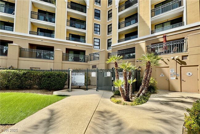 Building Photo - 29 Montelago Blvd
