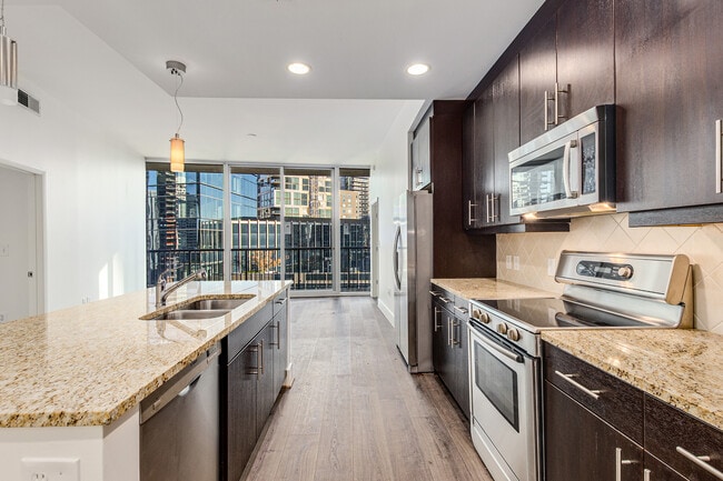 Building Photo - 1080 Peachtree St NE