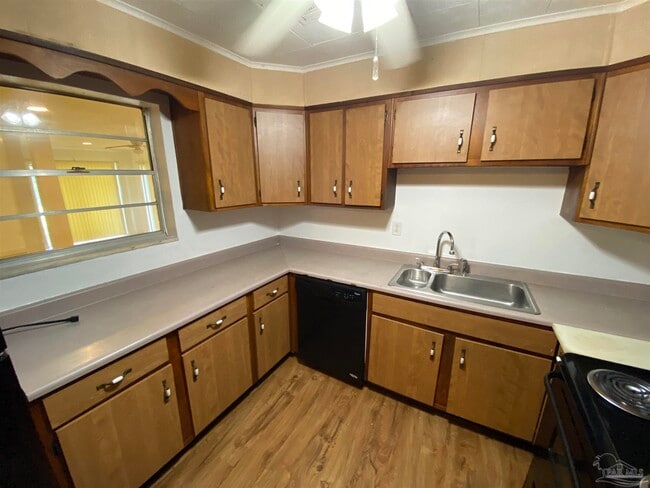 Building Photo - 4416 Creighton Rd