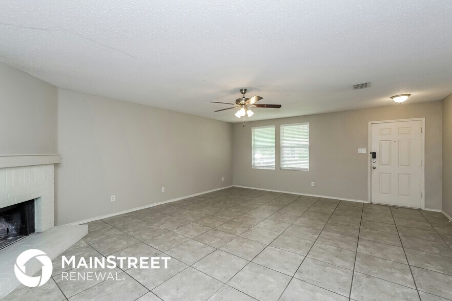 Building Photo - 3908 Foxhound Ln