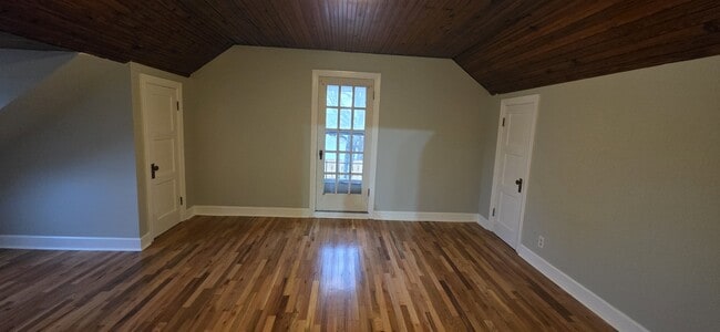 Building Photo - 3410 Woodbury Pike