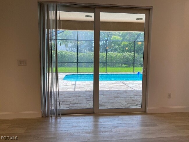 Building Photo - 3423 SW 6th Pl