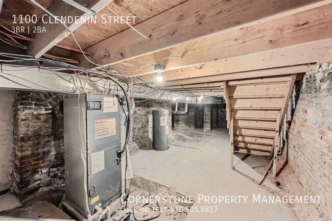 Building Photo - 1100 Clendenin St