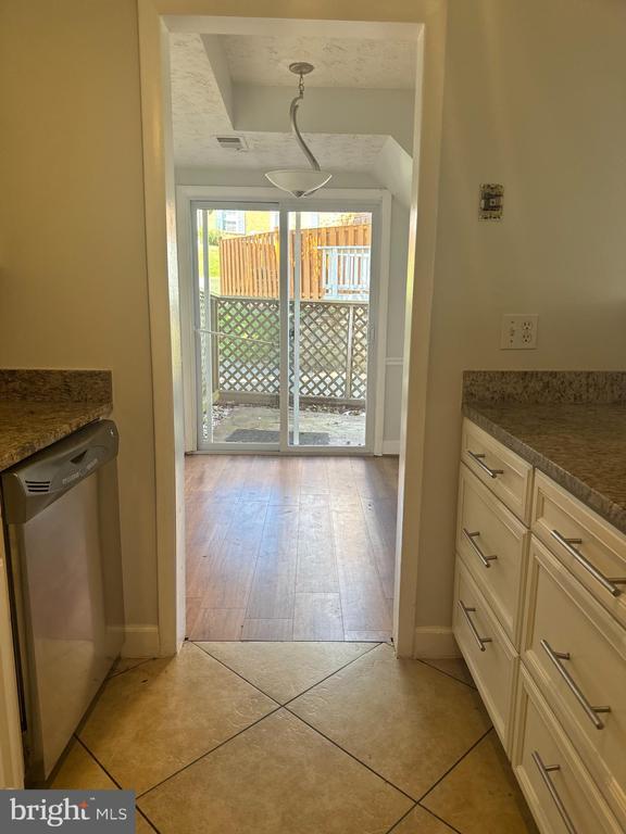 Building Photo - 9570 Hagel Cir