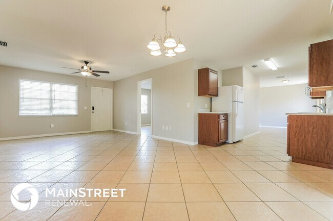 Building Photo - 22225 Seaton Ave