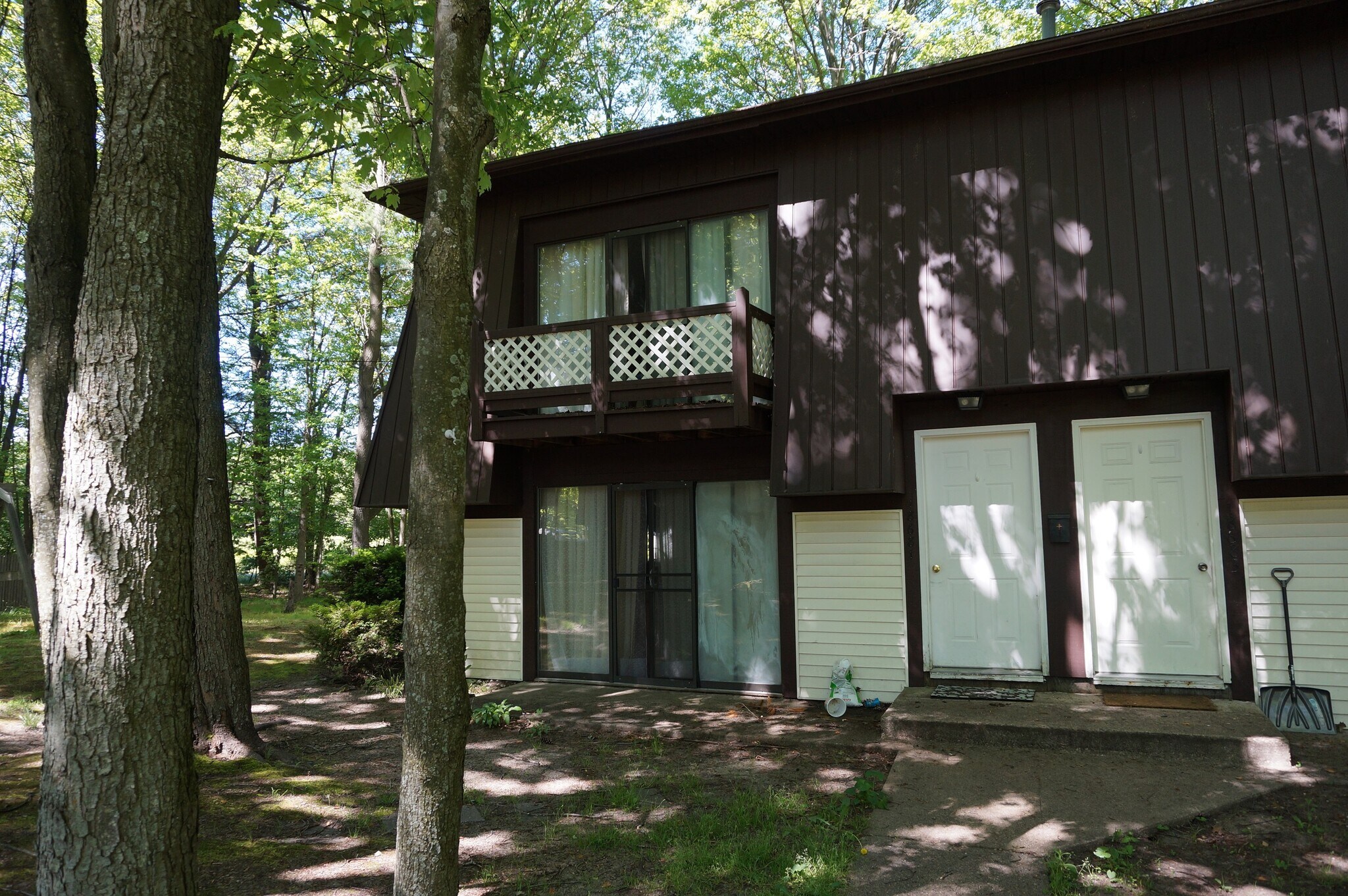 Building Photo - 18681 West Spring Lake Road